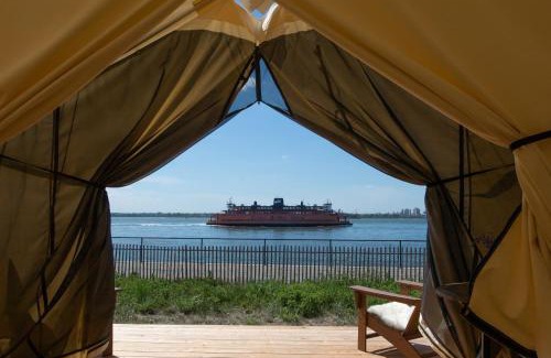 Manhattan Hotel | Collective Retreats Governors Island