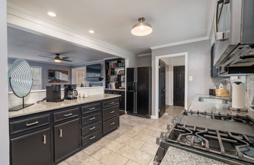 Rock Creek House | Colleen's Corner: Captivating 4bed/2.5 bath in Charming Neighborhood