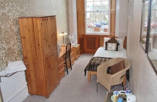 Haverfordwest House | College Guest House