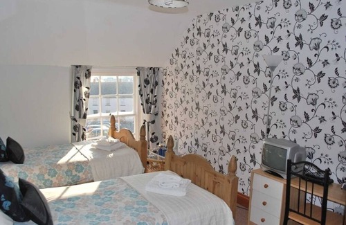 Haverfordwest House | College Guest House
