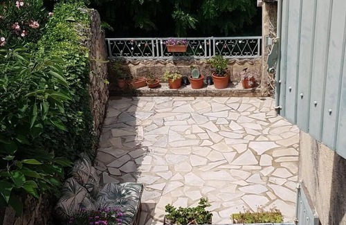 Collias House | Collias Bord du Gardon