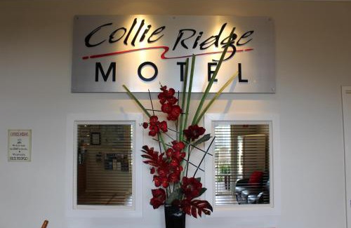 Collie Hotel | Collie Ridge Resort