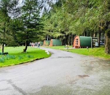 St. Neot Hotel | Colliford Lake Hotel & Campsite