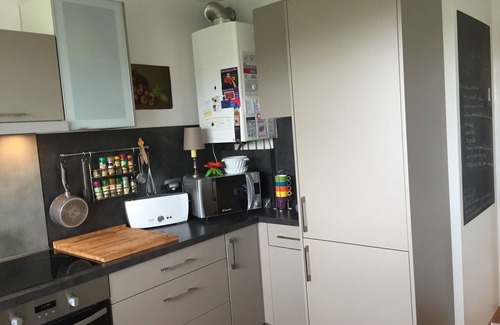 Cite Paul-Valery Apartment | Collines Destanove: Appartement de Charme-calme-confort-piscine