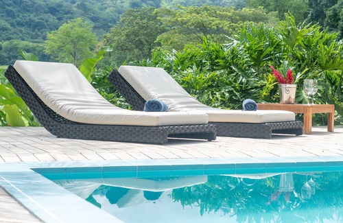 Anapoima Villa | Colombian Dream Getaway with Clay Tennis Court, Swimming Pools, Views and more.