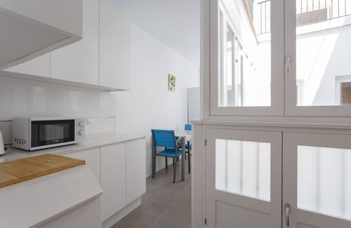 Old Town Apartment | COLON15 Family Home by Cadiz4Rentals