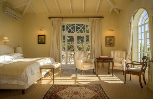 Muizenberg House | Colona Castle