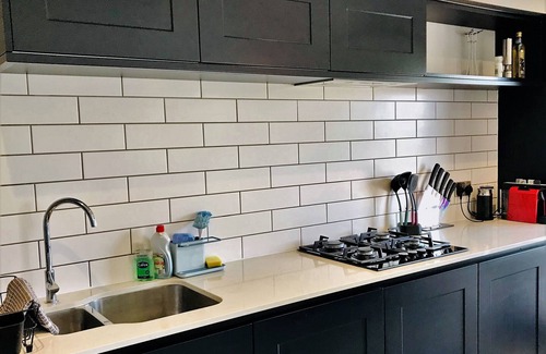 Sandown Ski Chalet | Colonels House