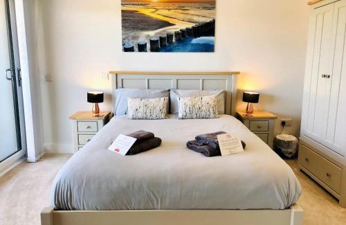 Sandown House | Colonels House-Stylish Seafront Townhouse overlooking Sandown Bay