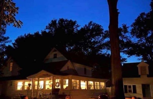 Colonial Beach House | Colonial Beach Retreat