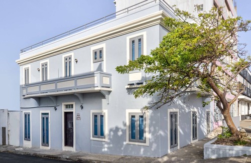 Puerta de Tierra Apartment | Colonial Charm in the Heart of San Juan