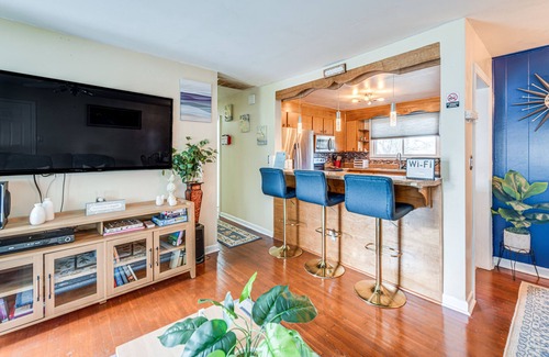 Colonial Heights House | Colonial Heights Home w/Large Yard & BBQ Grill!