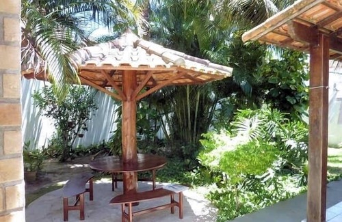 Iguaba Grande House | Colonial house, big swimming pool at sunset bay