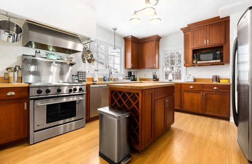 Beachwood House | colonial house