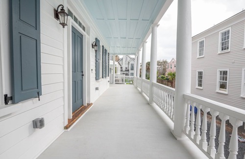 Harleston Village House | Colonial Lake Views w Pool!
