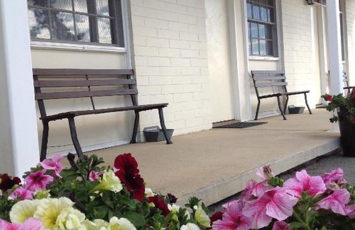 Yass Hotel | Colonial Lodge Motor Inn