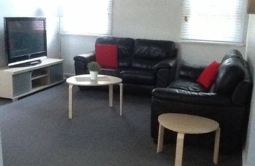 Yass Hotel | Colonial Lodge Motor Inn Yass