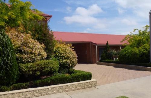 Bairnsdale Hotel | Colonial Motor Inn Bairnsdale Golden Chain Property