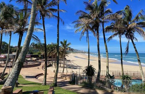 Margate Beach Apartment | Colonial Sands 403