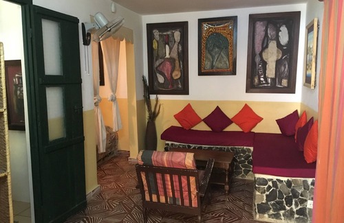 Dakar House | COLONIAL STYLE HOUSE