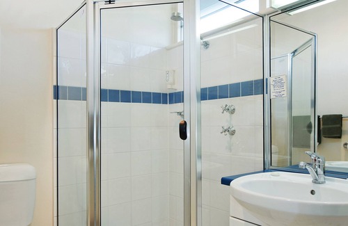 Raymond Terrace Hotel | Colonial Terrace Motor Inn