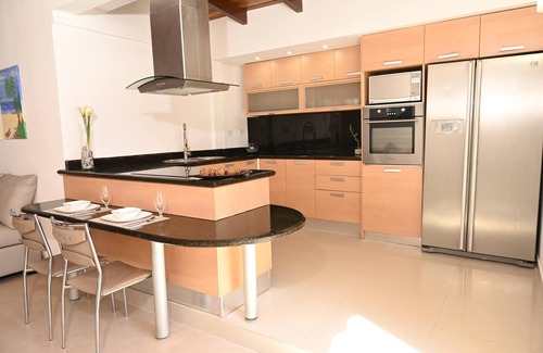 Margarita Island Villa | Colonial Villa in Nueva Esparta WiFi, AC, hot tub, parking, mountain view, 2 Bed