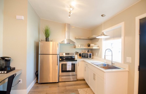 Palmer Apartment | Colony Suites