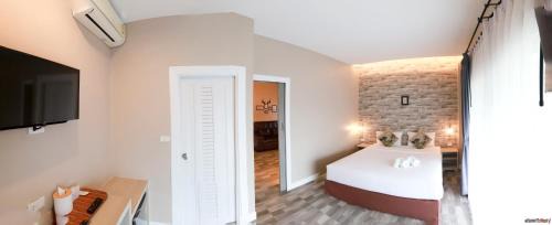 Sakon Nakhon Hotel | Color Ville Hotel SHA Certified