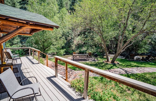 Evergreen Cabin | Colorado Bear Creek Cabin 7