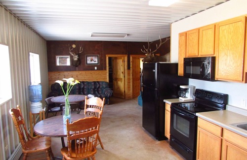 Redvale Cabin | Colorado Bray ranch getaway