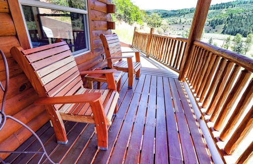 Meeker Cabin | Colorado Cabin @ Epicenter of Adventure VIEWS&WIFI