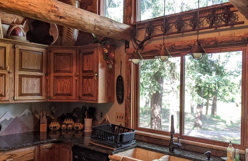 Beulah Cabin | Colorado Mountain Cabin Retreat