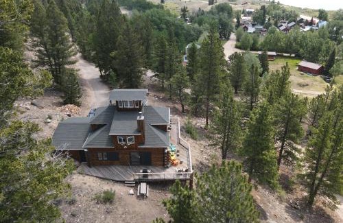 Twin Lakes House | Colorado Mountain Vacation House