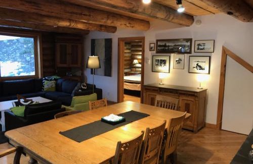 Twin Lakes House | Colorado Mountain Vacation House