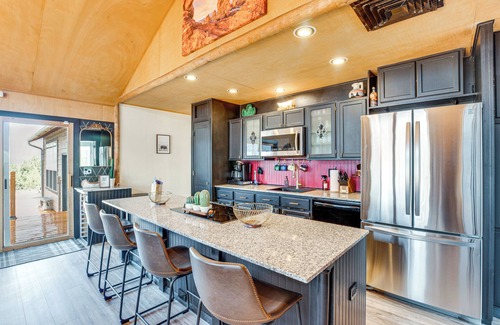 Battlement Mesa Cabin | Colorado River Getaway in Parachute: Dogs Welcome!
