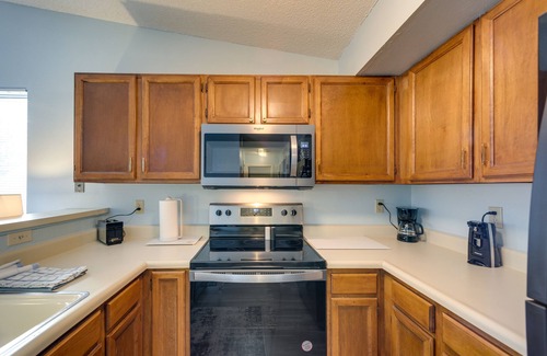 Northwest Colorado Springs House | Colorado Springs Home: Large Backyard w/Fire Pit!