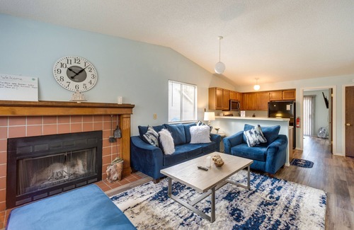 Northwest Colorado Springs House | Colorado Springs Home: Large Backyard w/Fire Pit!