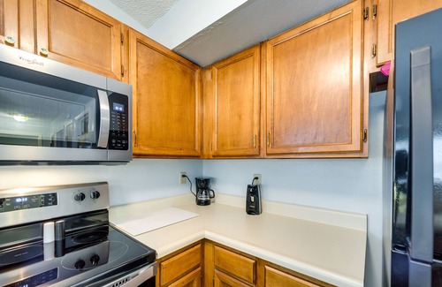 Northwest Colorado Springs House | Colorado Springs Home: Large Backyard w/Fire Pit!