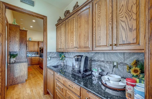 Mountain Shadows House | Colorado Springs Home ~ 4 Mi to Garden of the Gods