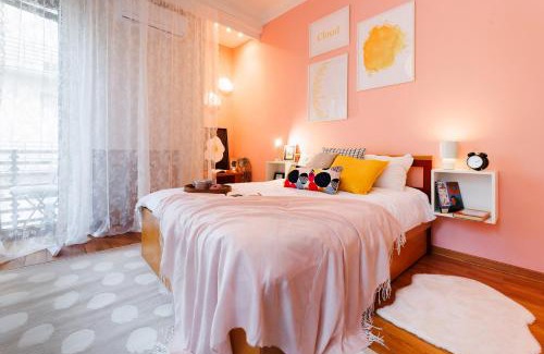 Stari Grad Apartment | Colored Happiness Old Town Renovated