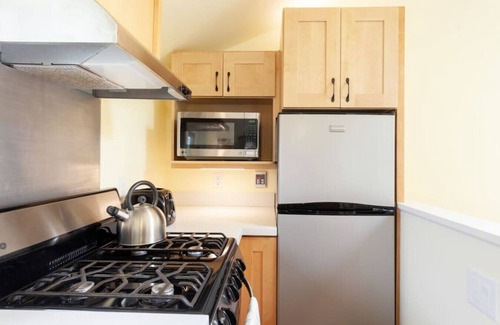 Columbia City House | Colorful Cottage Close to Lake Washington