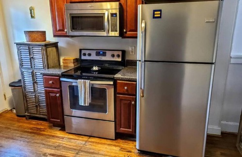 Church Hill House | Colorful & Cozy 3-Bedroom Home in RVA