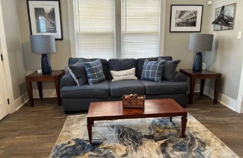 North Little Rock House | Colorful, Cozy and Comfy