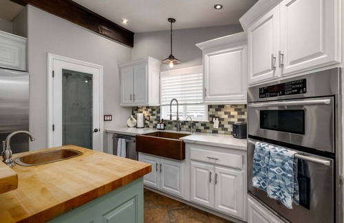 San Carlos House | Colorful Family Oasis - Hot Tub - Pool Table