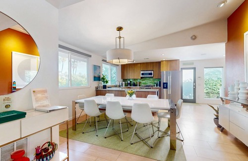 The Mesa House | Colorful home with private pool and spa & private gas grill - families welcome