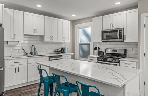 West Conshohocken Apartment | Colorful King Bed Apt w/Large Kitchen and Game Room