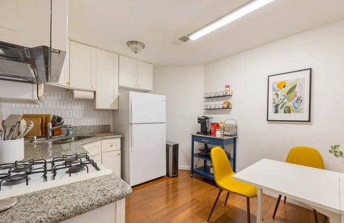 San Diego House | Colorful/Unique/Insta-worthy 1BD Guesthouse by Downtown San Diego