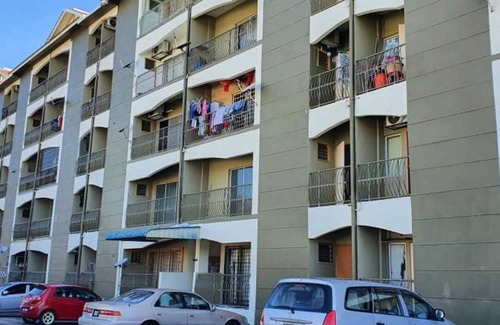 Kuala Selangor Apartment | Colourful homestay - (near jeti sky mirror)