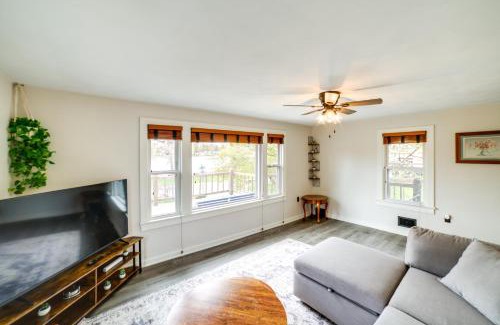 Columbia City House | Columbia City Vacation Rental with Lake Access