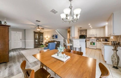 Cibolo House | Columbia Cottage